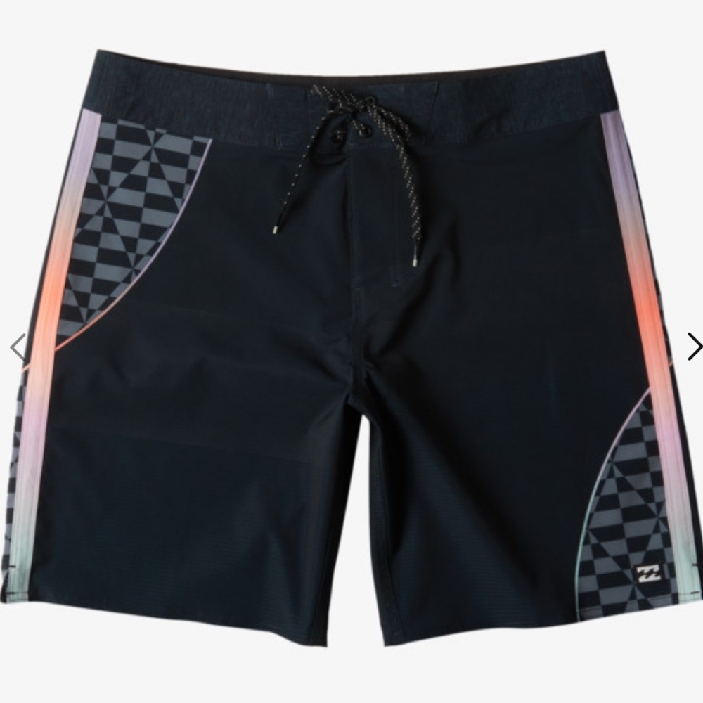 Billabong Cylinders Airlite 19” Boardshorts. Size 33
